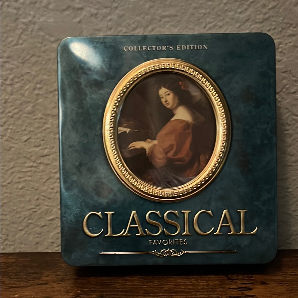 Classical Favorites Collector's Edition Tin